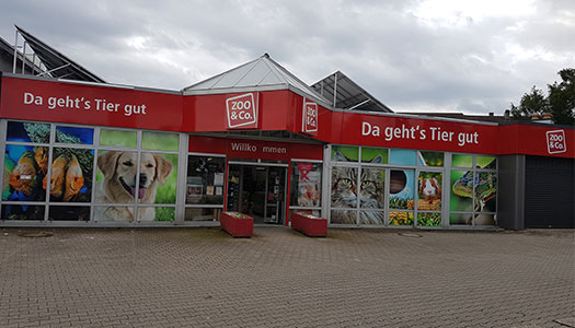 Außenansicht des ZOO & Co. Marktes in Rastatt